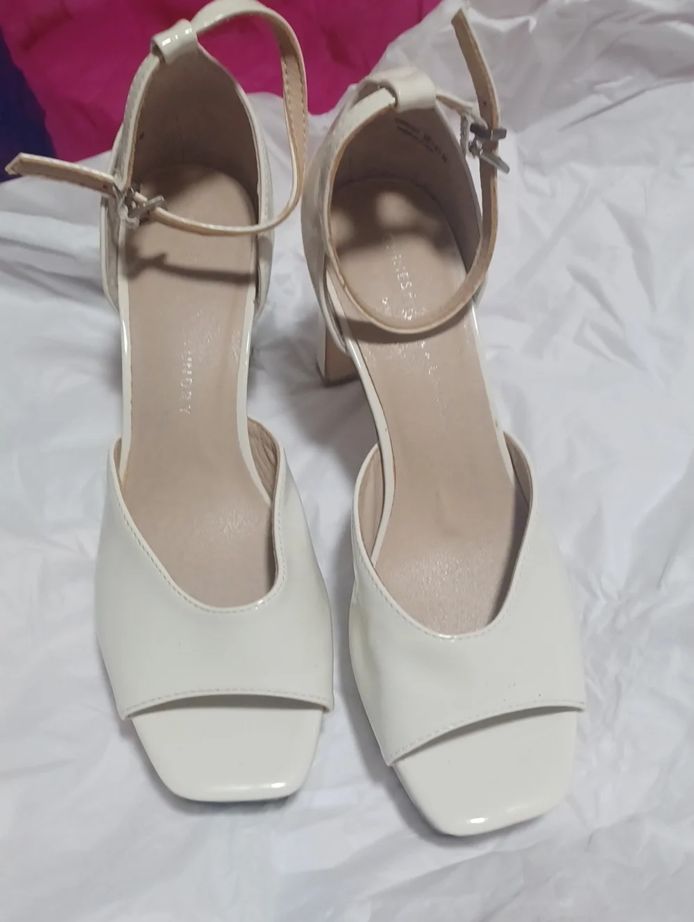 CHINESE LAUNDRY White Patent Leather Platform Heeled Sandals  Ankle Strap 10
